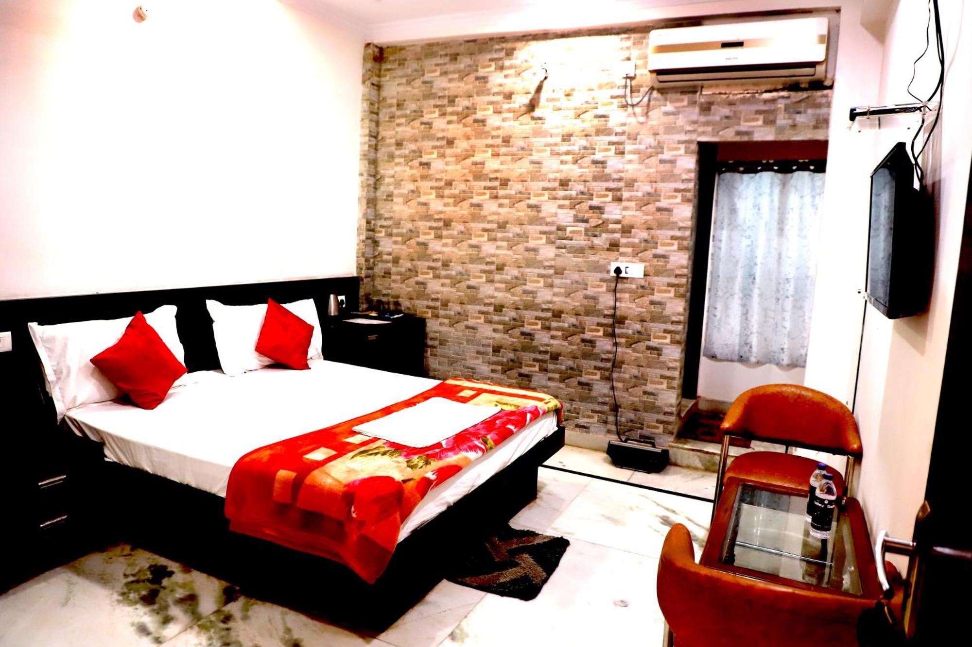 Hotel River View Khagaria Dış mekan fotoğraf